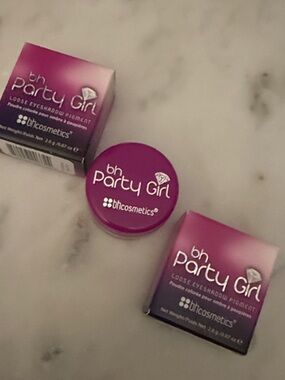bh Party Girl Loose Eyeshadow Pigment - Bring it on!